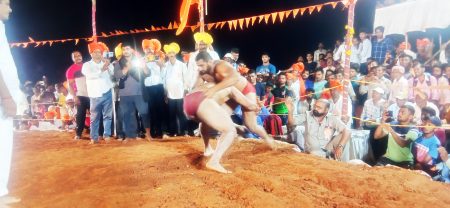 सिकंदर शेखने मारले खानापूरचे मैदान