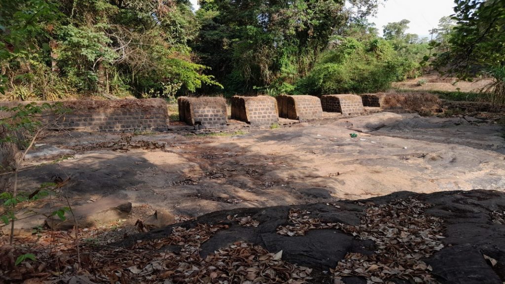 चराठ्यातील त्या नादुरूस्त बंधाऱ्यासाठी निधी देणार -पालकमंत्री चव्हाण