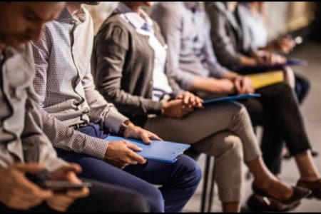 मार्च तिमाहीत बेरोजगारीचा दर घटला