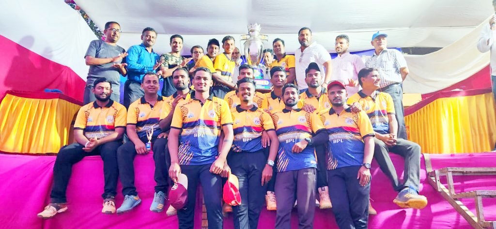 केआर शेट्टी किंग्ज संघाकडे टेनिसबॉल बीपीएल चषक