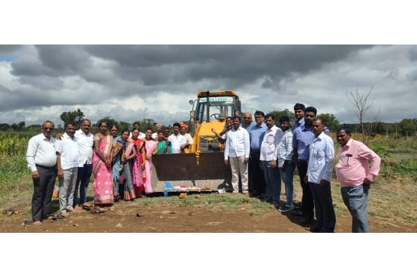 कंग्राळी बुद्रुक येथे नाला सफाई कामाचा शुभारंभ