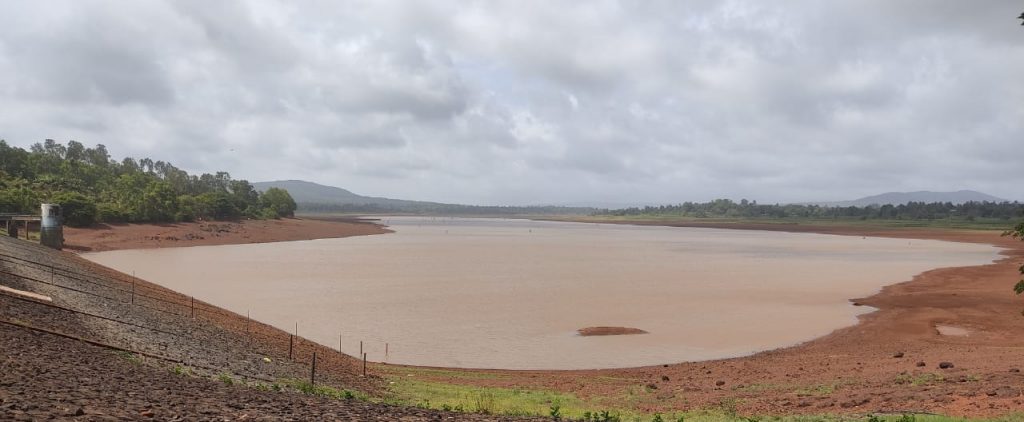 राकसकोप जलाशयाने गाठला तळ