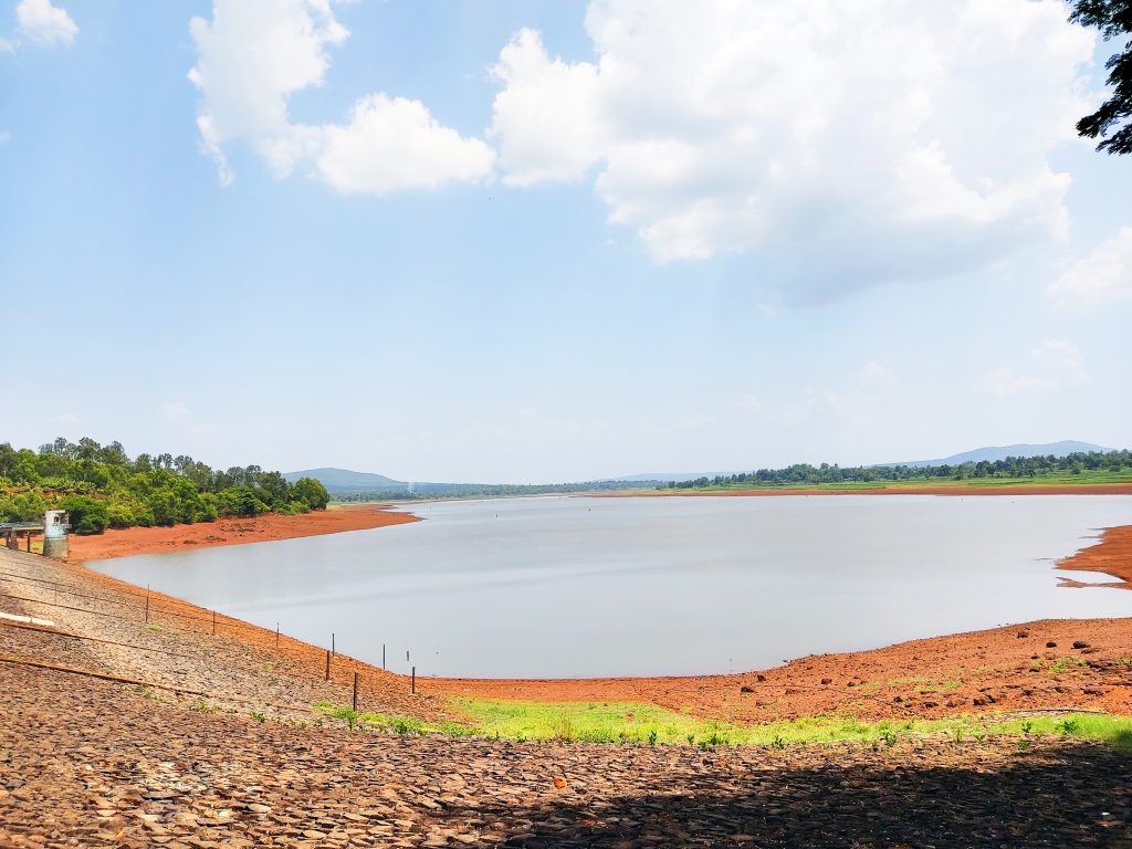 ‘राकसकोप’मध्ये केवळ तीन फूट पाणी