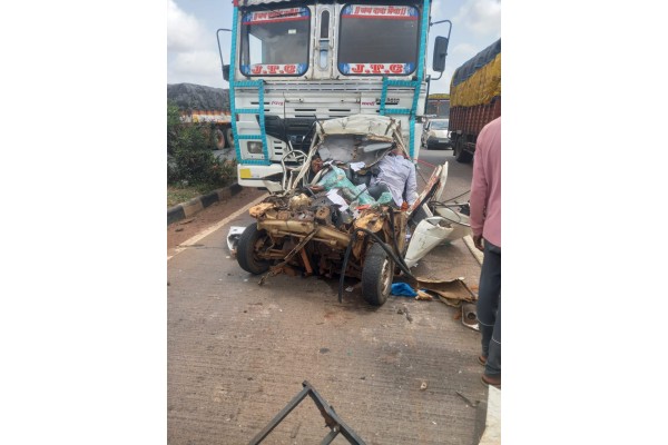 भीषण अपघातात दोन ठार;