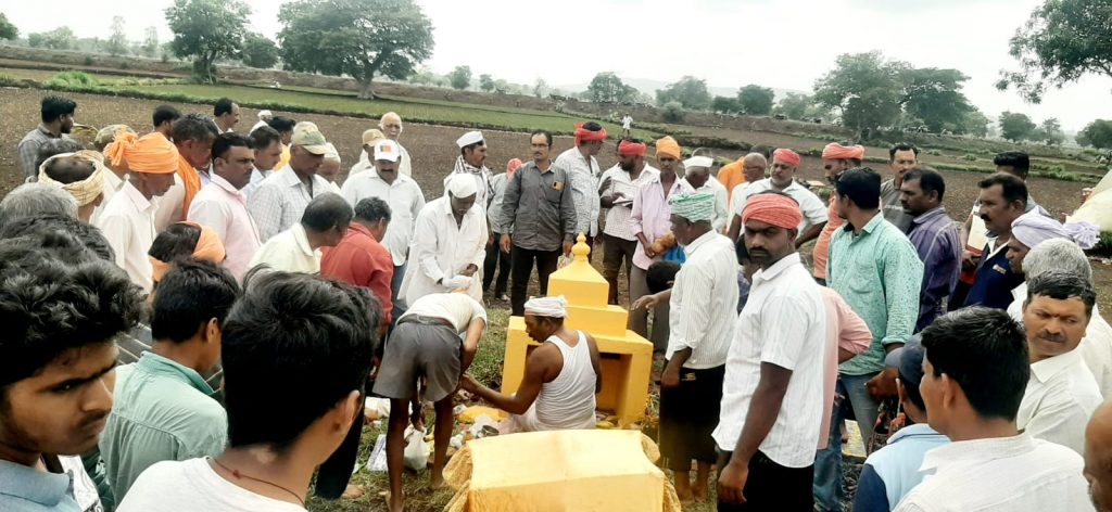 अनगोळ-मजगाव येथील शेतकऱ्यांचे पावसासाठी गाऱ्हाणे
