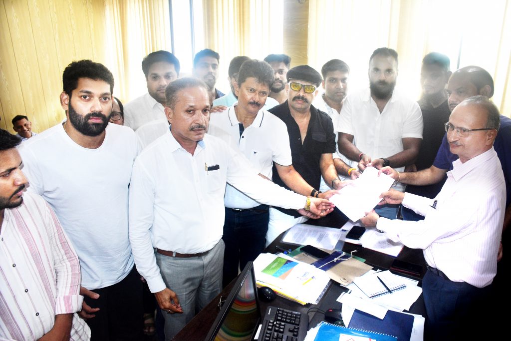 पाऊस नसतानाही वीज खंडित का म्हणून?