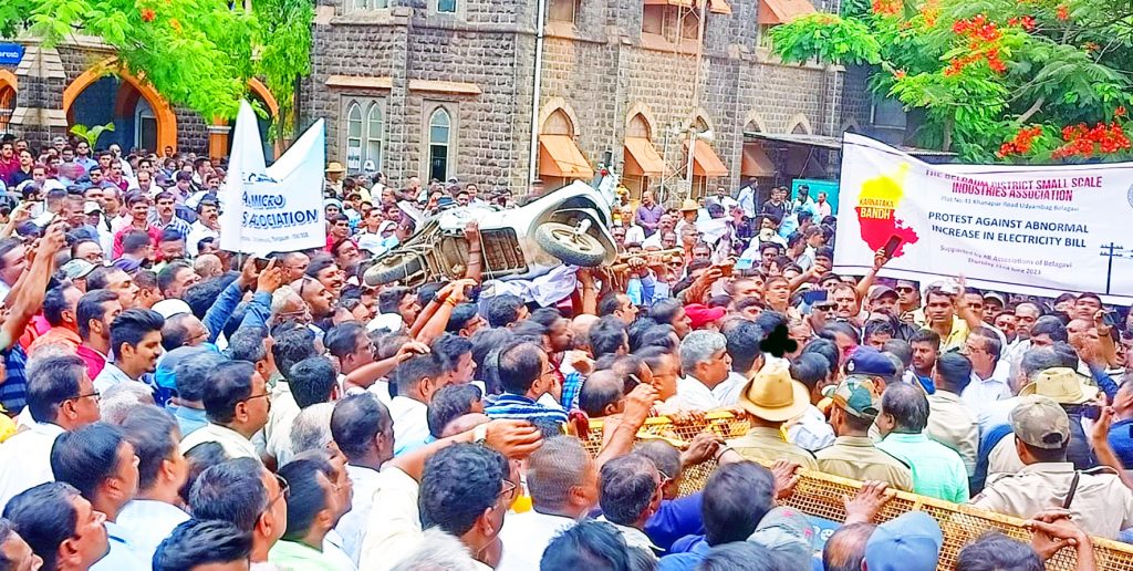 वाढीव वीजबिल विरोधात दंड थोपटले