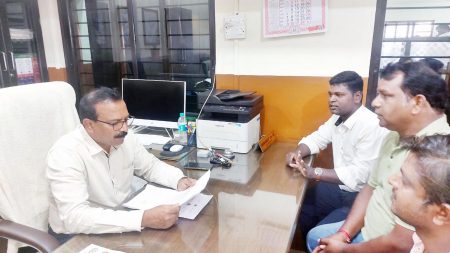 हनुमाननगर मच्छे येथील कचरा तातडीने हटवा