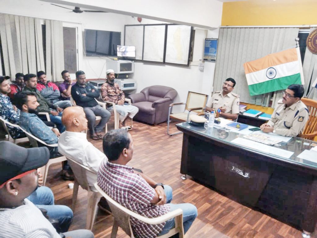 बकरी ईद शांततेत साजरी करा