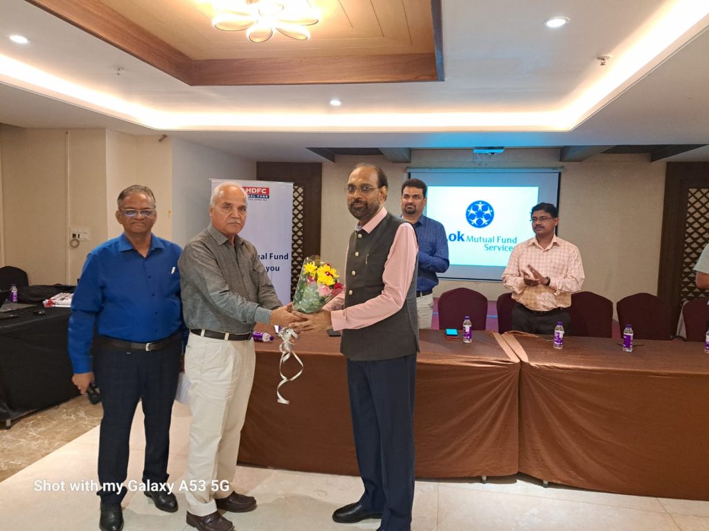 लोकमान्यतर्फे ‘गुंतवणूकदार जागरुकता’ कार्यक्रम उत्साहात