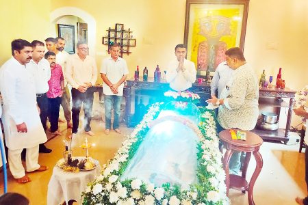 डॉ. जयवंतराव सरदेसाई अनंतात विलीन