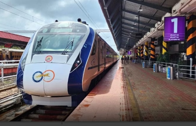 गोवा-मुंबई ‘वंदे भारत’ आजपासून धावणार