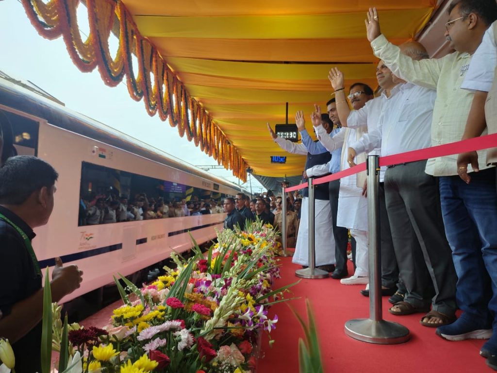 गोवा-मुंबई रेल्वे प्रवास पाच तासात शक्य