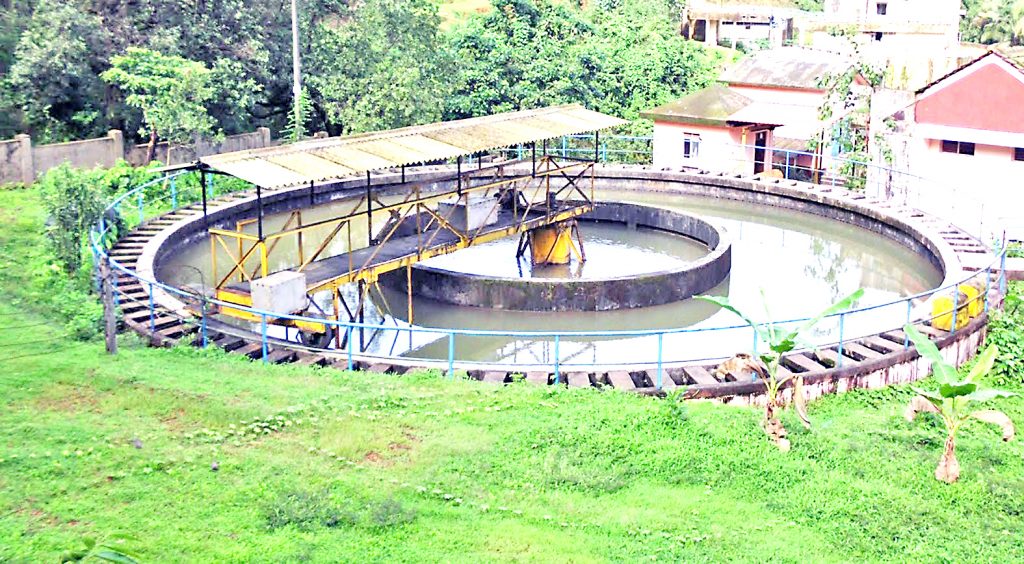 विजेअभावी दाबोस पाणी प्रकल्प 21 तास बंद