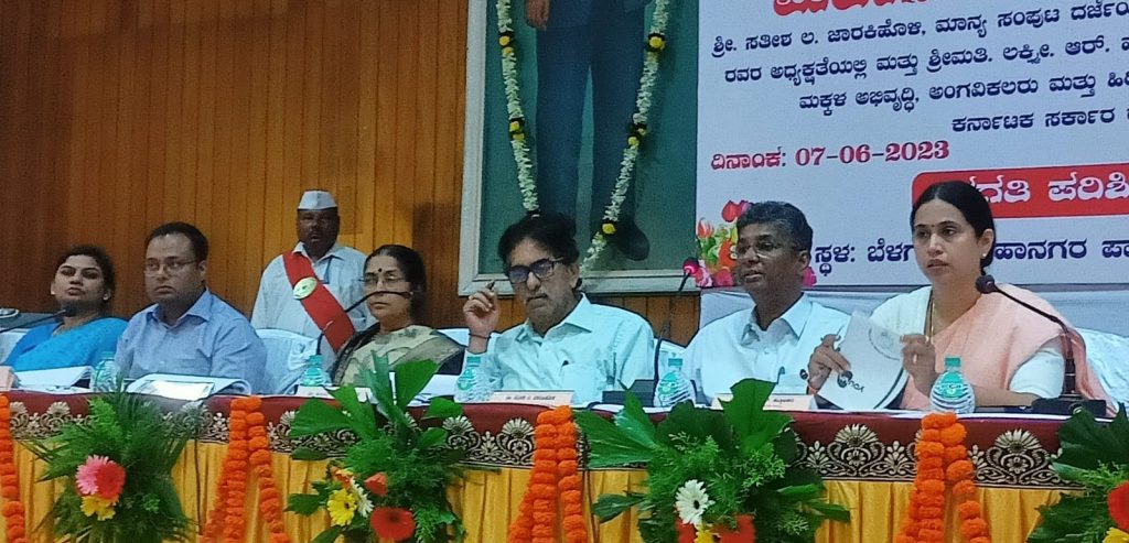 पाणीपुरवठा सुरळीत करा; अन्यथा गाशा गुंडाळा