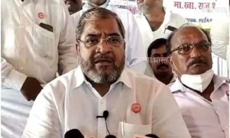 Kolhapur Breaking : मलाही मुख्यमंत्रीपदाची ऑफऱ; राजू शेट्टींचा मोठा खुलासा Kolhapur offered the post of Chief Minister f Raju Shetty