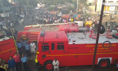 Sangli Breaking : मिरजेत औषध कारखान्याला भीषण आग; चार अग्नीशामक बंबाच्या साहाय्याने आग विझवण्याचा प्रयत्न
