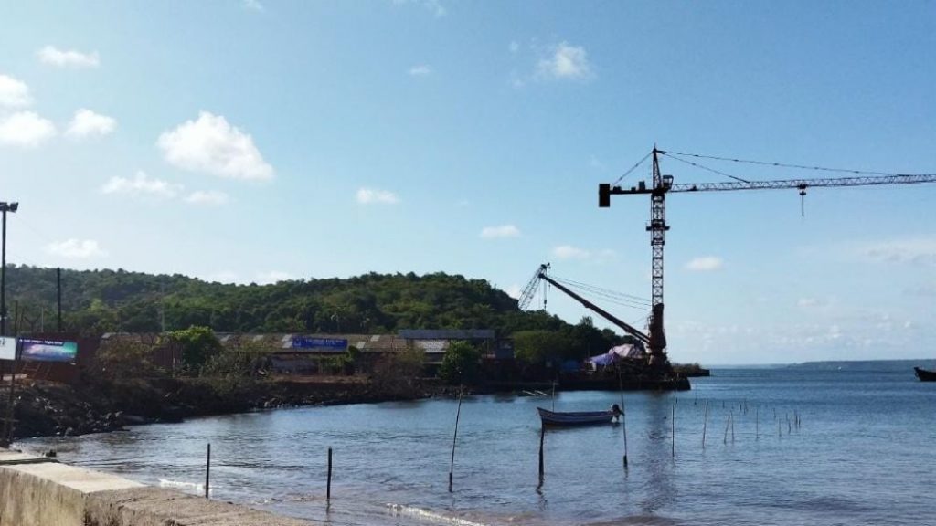 Ratnagiri News : मिऱ्या येथे ‘योमन मरीन’ची बंद गेट बळजबरीने उघडली