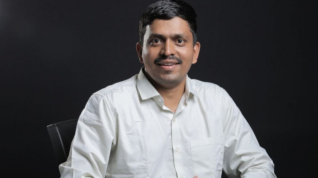 अन्यायकारक ड्यूटीने बनवले लेबर ऑफिसर!