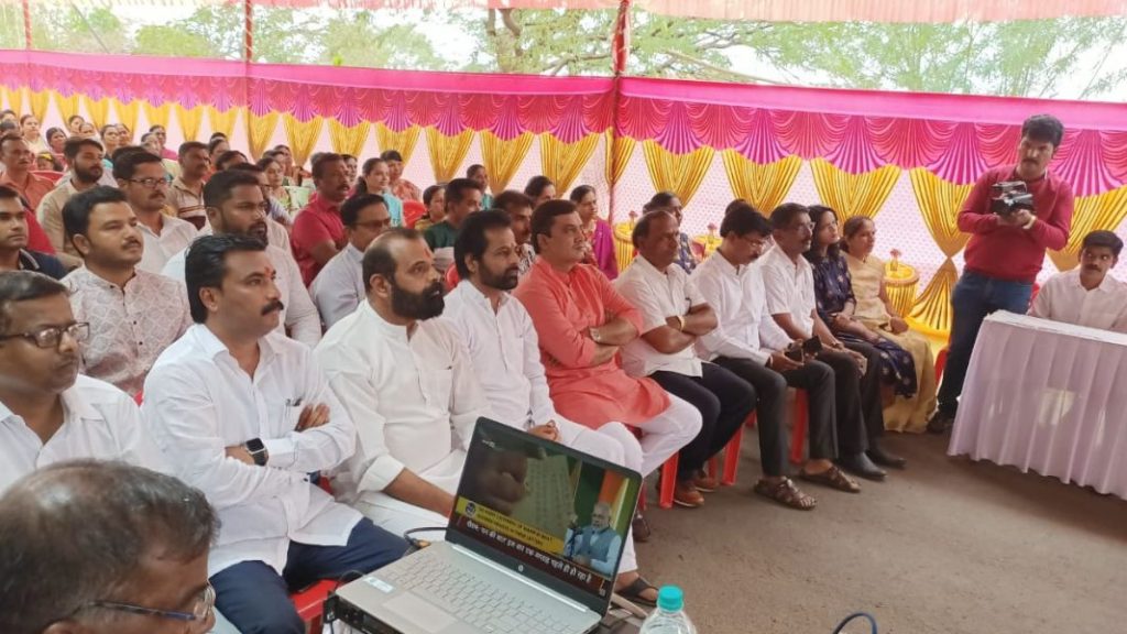 ‘मन की बात’ मध्ये कोल्हापूरच्या राजू मोरे यांच्या उपक्रमाचा गौरव Man ki Baat Maju More Kolhapur News