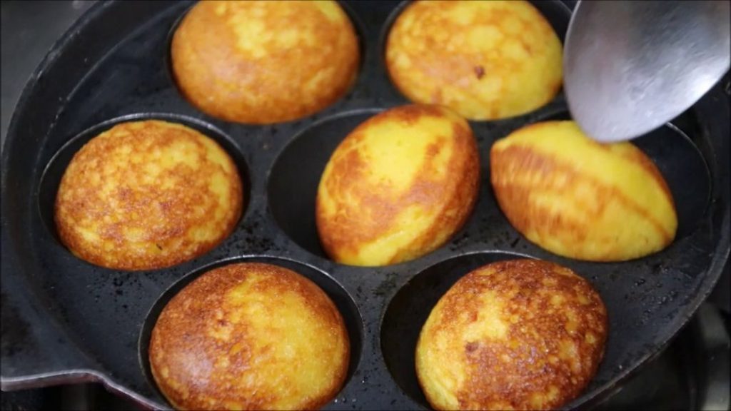 ट्राय करा चविष्ट बेसन आप्पे