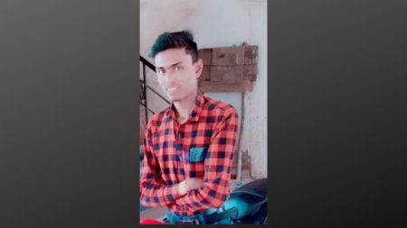 young man died in an accident on Hatnoor Tasgaon road
