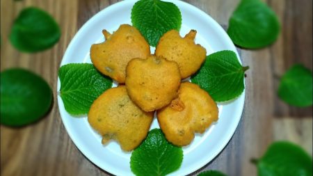 Try Ova leaves bhaji recipe in monsoons