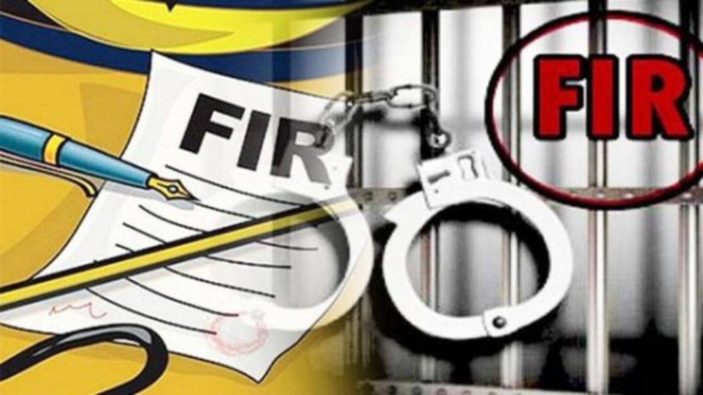 बेकायदेशीर जमाव गोळा करून धाक दाखवल्या प्रकरणी टोप येथील पाच जणांविरोधात गुन्हा दाखल A case has been registered against five people