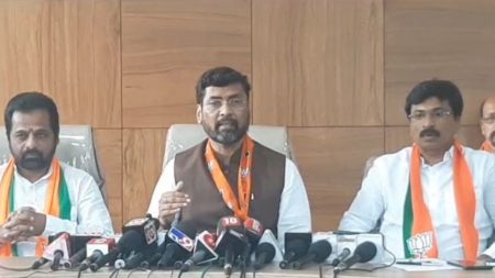 विरोधक एकत्र आलेल्या सर्व पार्टी या खासगीचं, केशव उपाध्ये यांचा ‘मविआ’ वर निशाणा BJP SpokesPerson Keshav Upadhyay