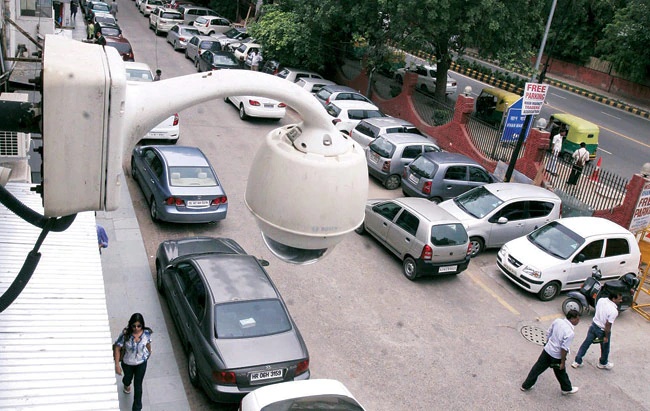 वाहतूक नियमभंग करणाऱ्या 1717 जणांना दिली चलने