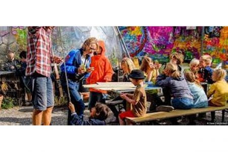 शाळांमध्ये अॅपद्वारे मुलांच्या मूडवर देखरेख