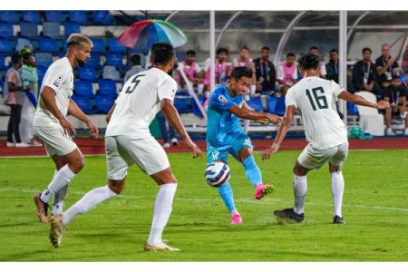 भारताचा पाकवर विजय : छेत्रीची हॅट्ट्रीक