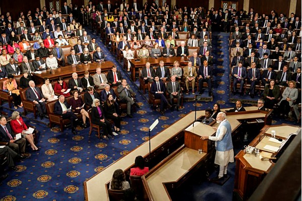 दहशतवाद मानवतेचा प्रमुख शत्रू !