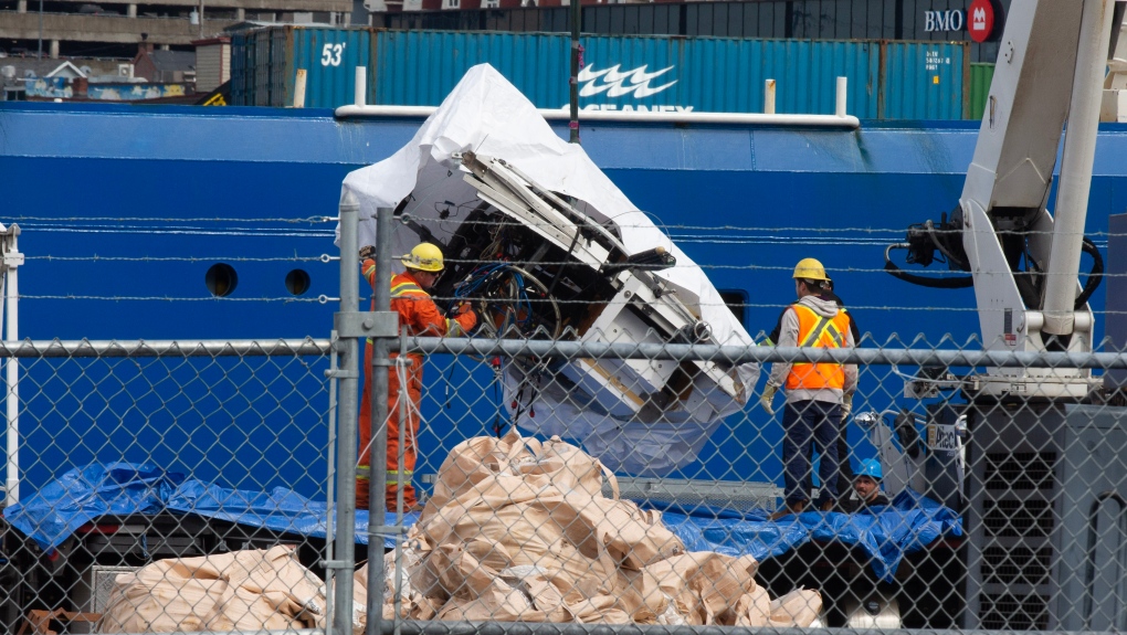 टायटन पाणबुडीचे अवशेष हस्तगत