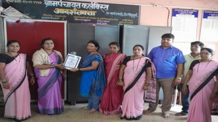 मिनल जंगम यांना अहिल्याबाई होळकर पुरस्कार