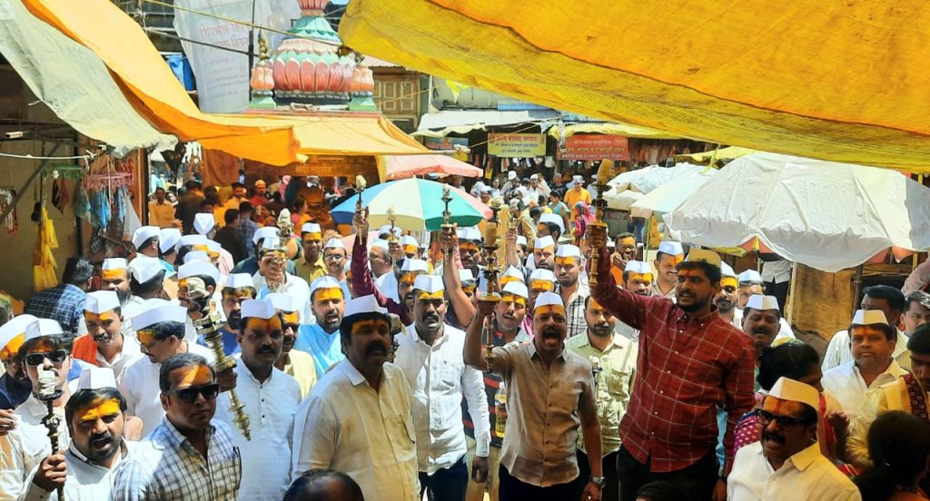 जेजुरीत ग्रामस्थांचे आंदोलन तीव्र