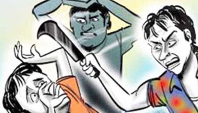 जेवणाचे पैसे न दिल्याने तरूणावर ब्लेड, कोयत्याने वार
