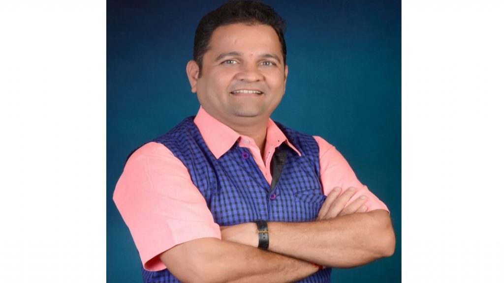 मळेवाड गावासाठी कायमस्वरूपी नवीन तलाठी,उपसरपंच !