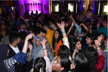 अमेरिकेतील विद्यापीठांमध्ये ‘मॉक मॅरेज’चा ट्रेंड