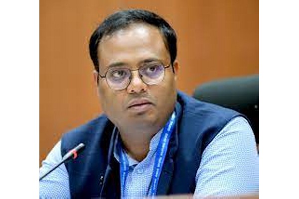 अतिरिक्त प्रादेशिक आयुक्तपदी जिल्हाधिकारी नितेश पाटील