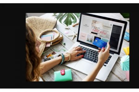 ऑनलाईन शॉपिंगची क्रेझ कायम