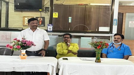 आरोग्य क्षेत्रातील आव्हाने पेलण्यासाठी सज्ज रहा – प्रांताधिकारी प्रशांत पानवेकर