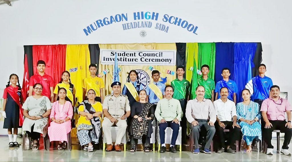 मुरगांव हायस्कुलच्या विद्यार्थी मंडळाचा अधिकारग्रहण सोहळा Murgaon High School student council inauguration ceremony