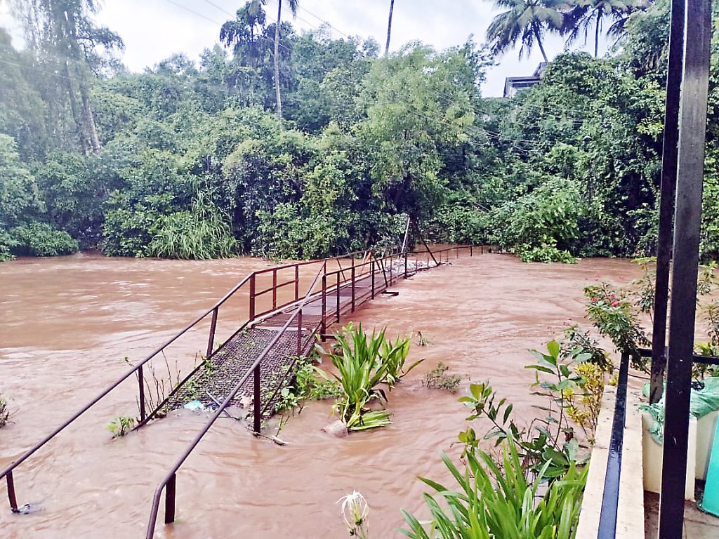 Flood-like conditions in sakhali and Dicholi