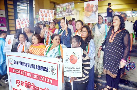 Demonstration against inflation by Goa Pradesh Mahila Congress