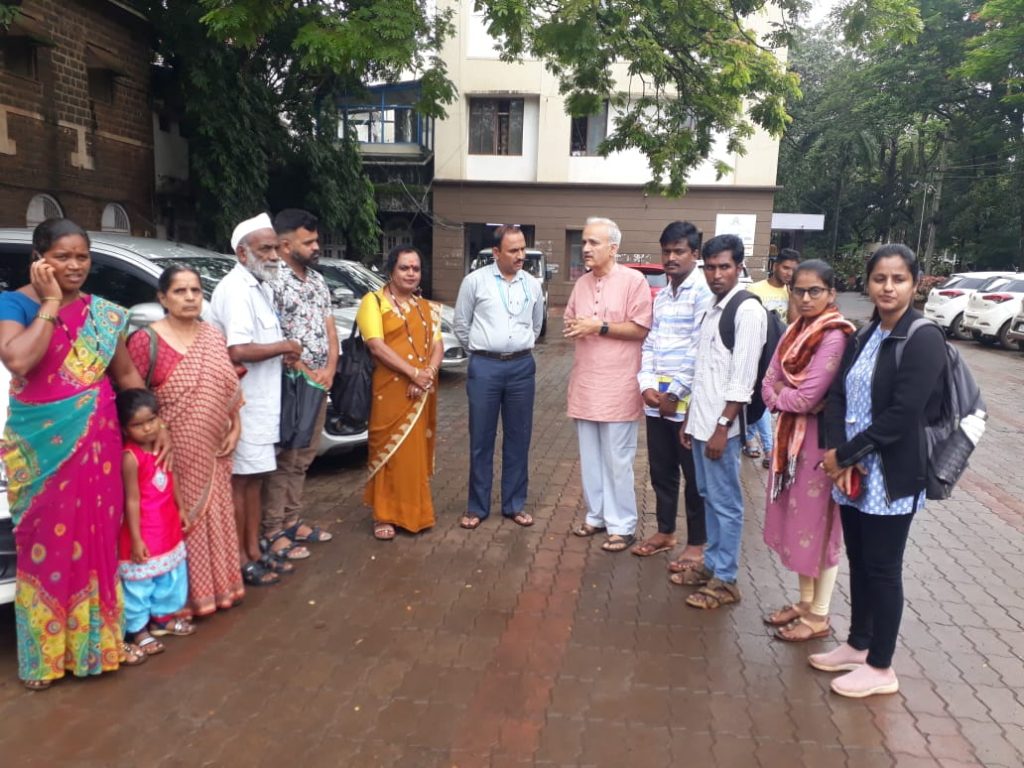 Distribute nutritious food through Annabhagya Yojana