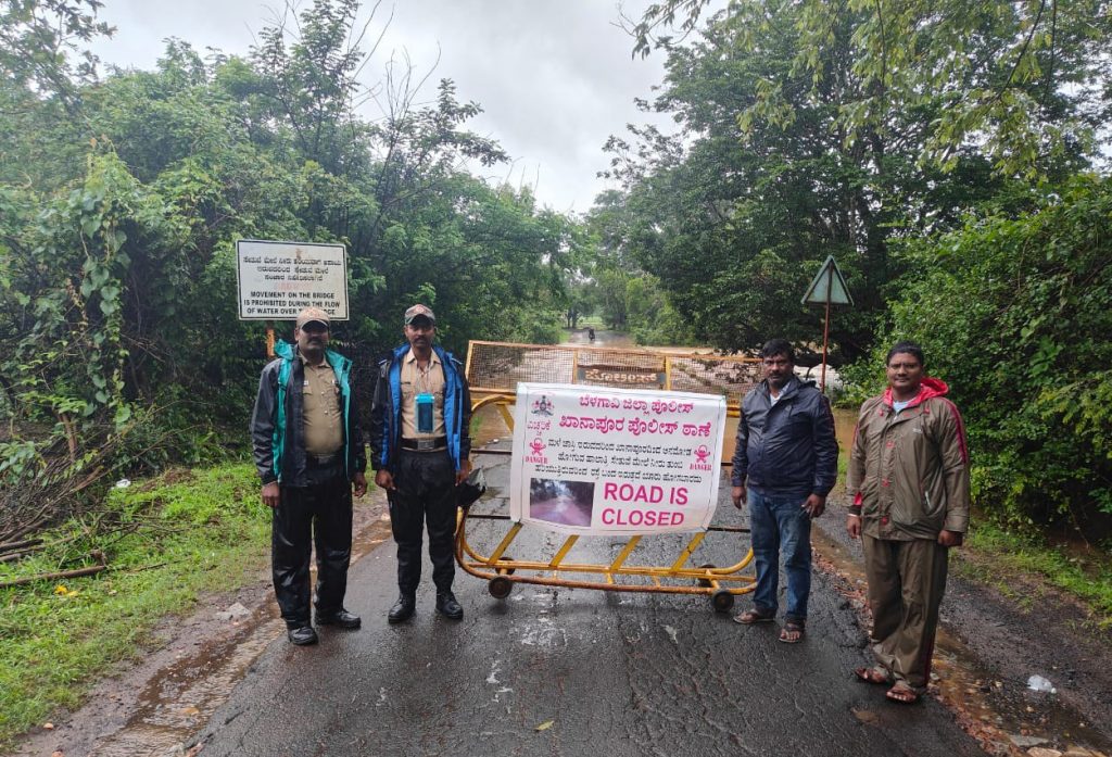Heavy rain lashed Khanapur taluka