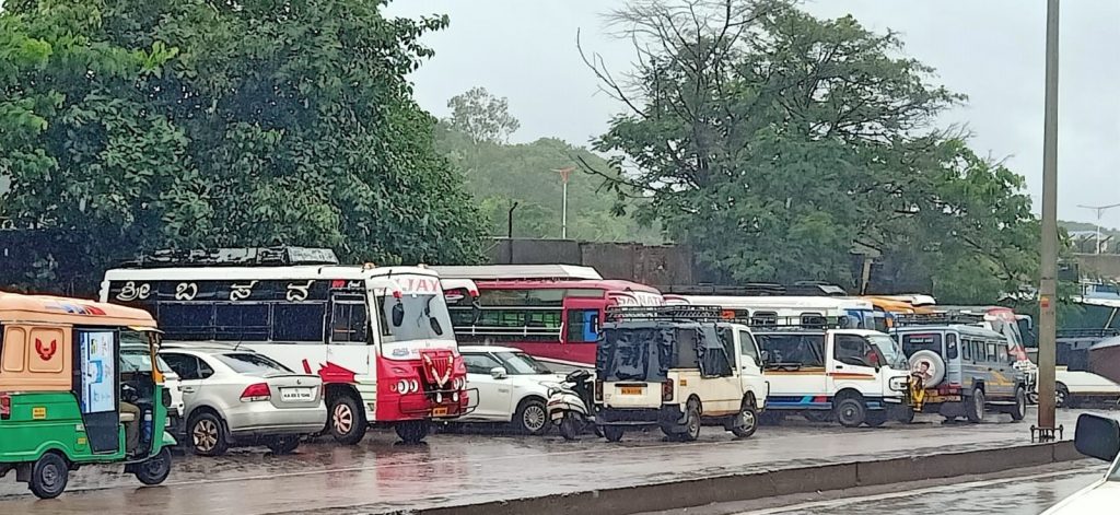 Backs broken due to 'Shakti Yojana'