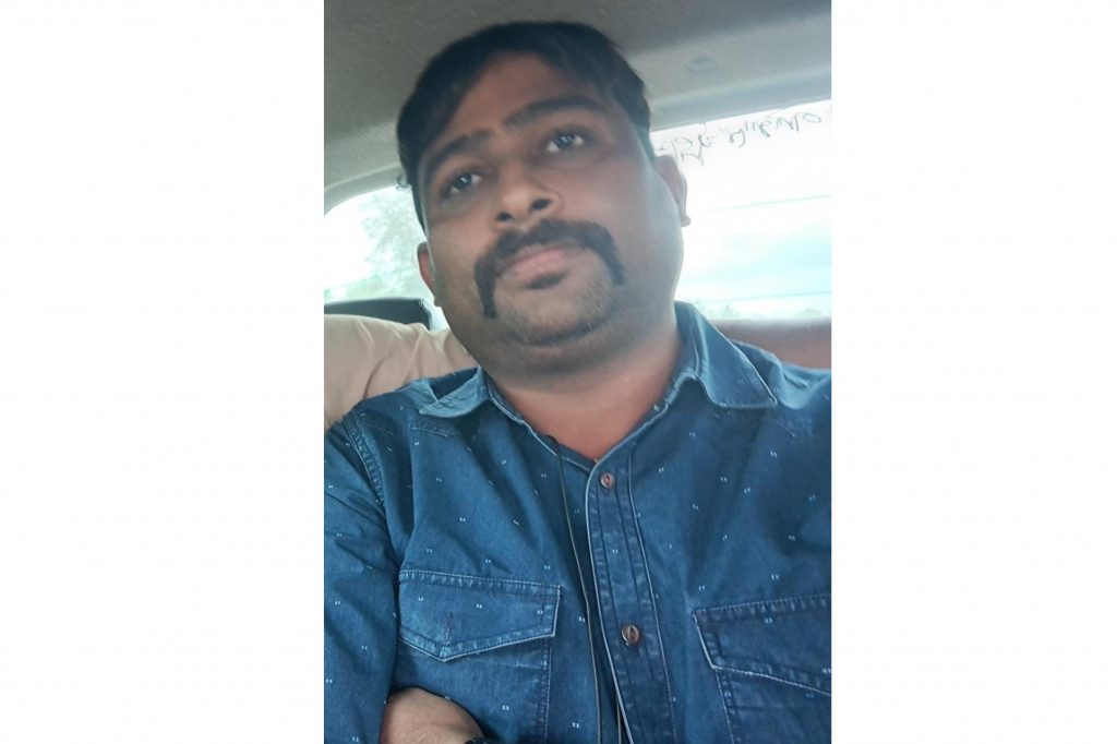 Pyakya Bhai, this business is not good!