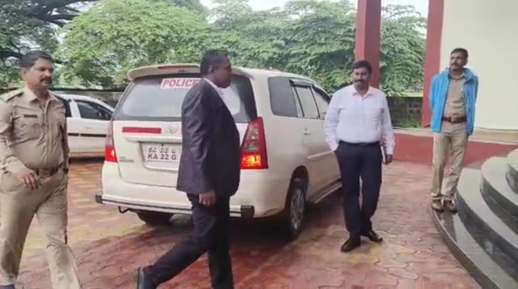 A six-member team of CID has been entered in Chikodi